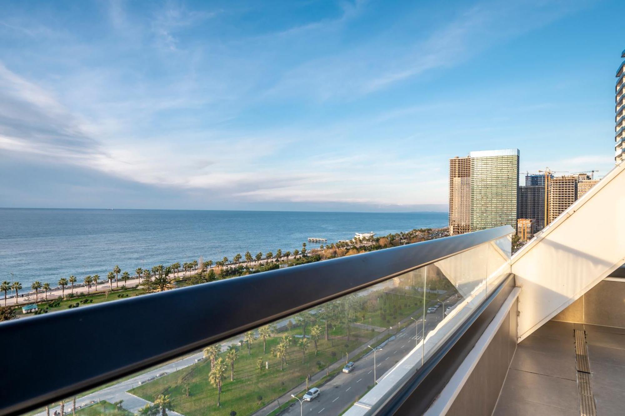 The Grandeur Hotel Batumi Eksteriør billede